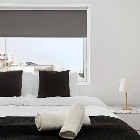 Stylish I Center I Free Parking * Harstad