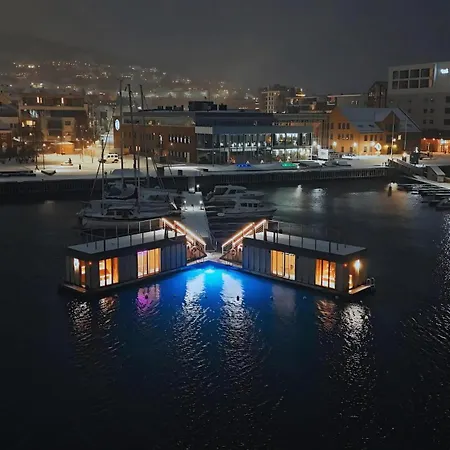 Stylish I Center I Free Parking Harstad